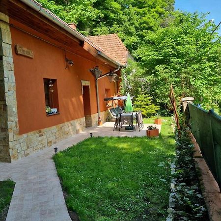 Tuendererdo Villa Miskolc Exterior photo
