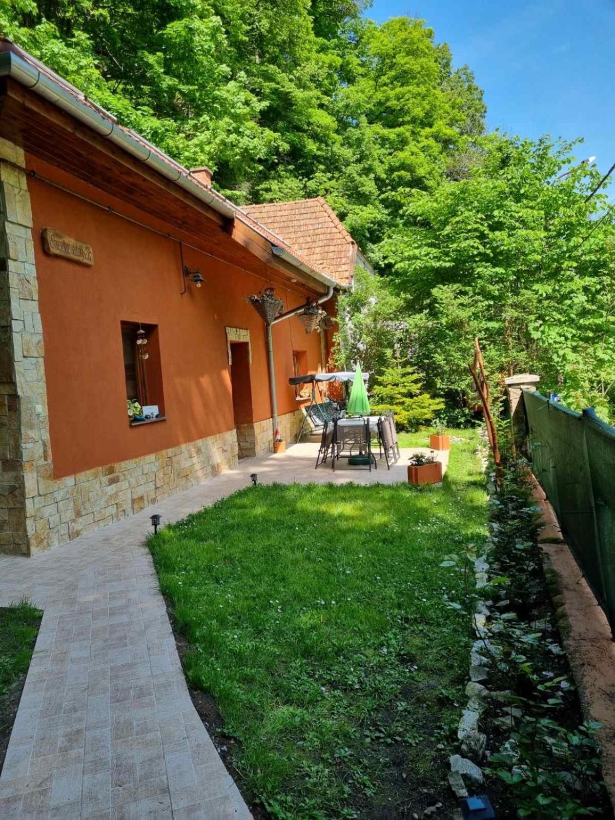 Tuendererdo Villa Miskolc Exterior photo